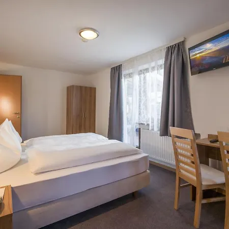 Fruehstueckspension Sport Mayr Bed & Breakfast